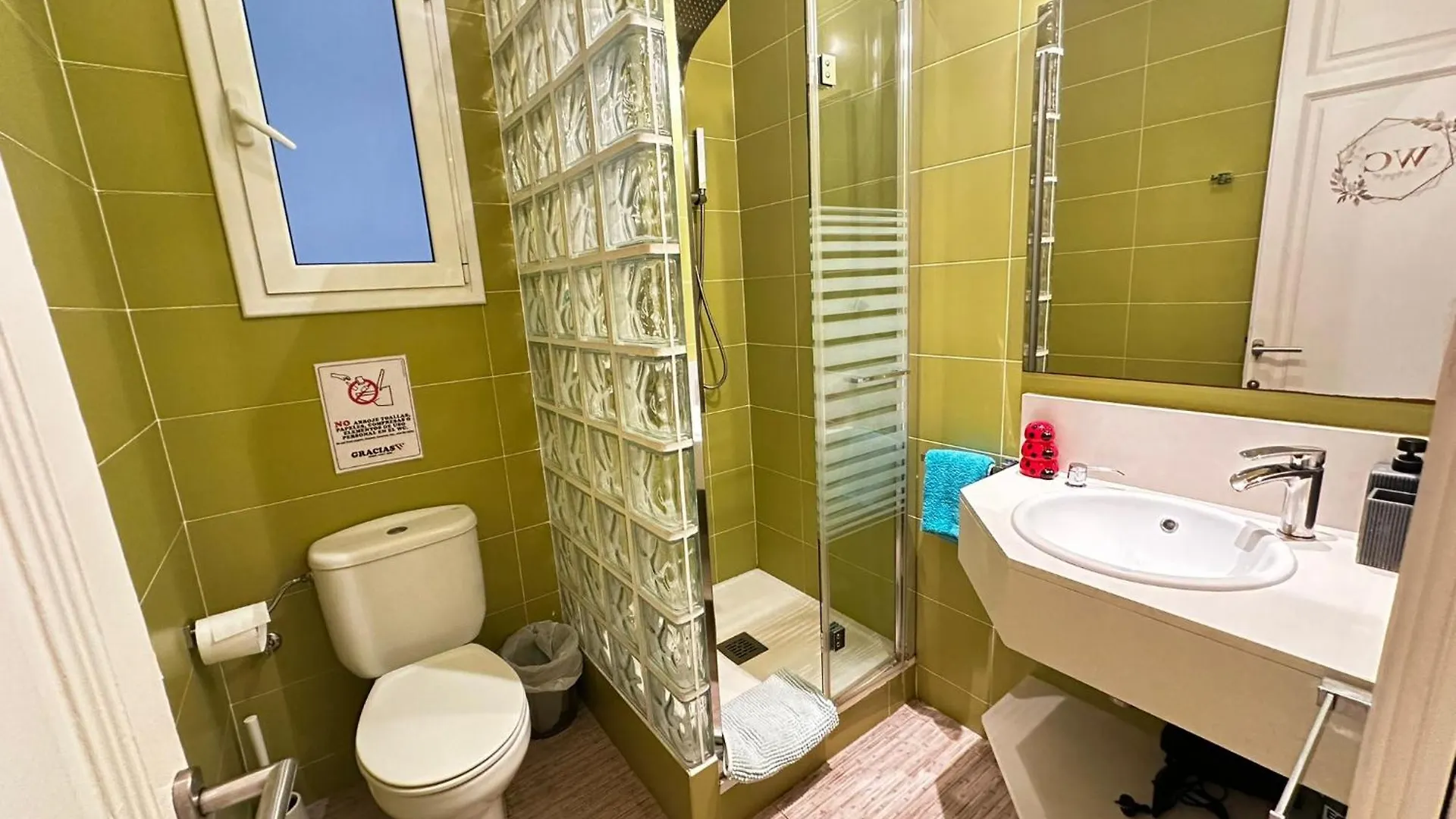 Gran Via Bed & Breakfast Barcelona Spain