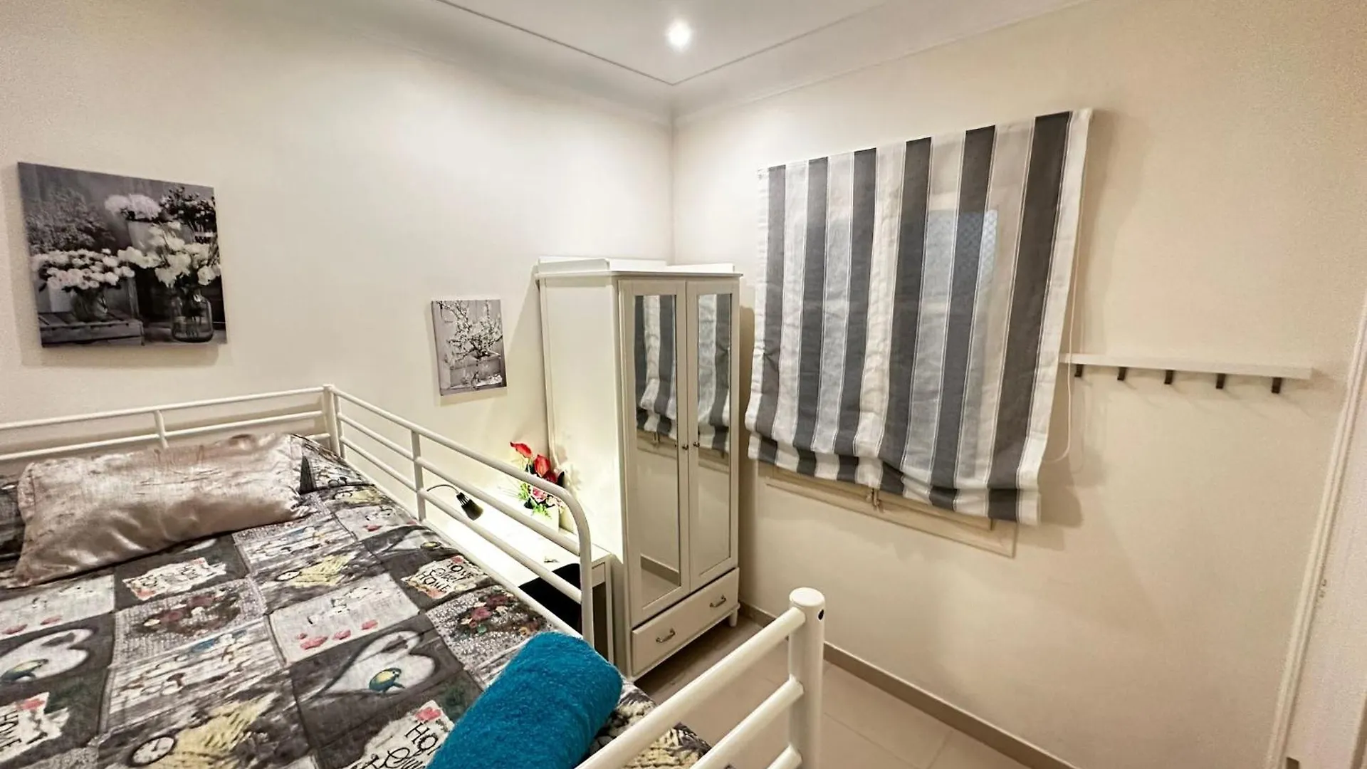Gran Via Bed & Breakfast Barcelona