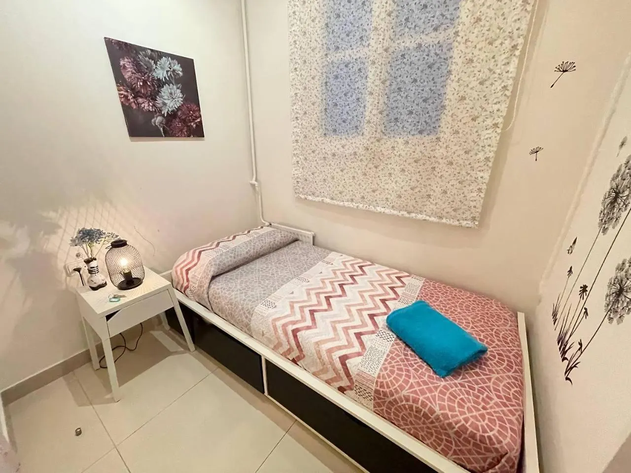 Gran Via Bed & Breakfast Barcelona