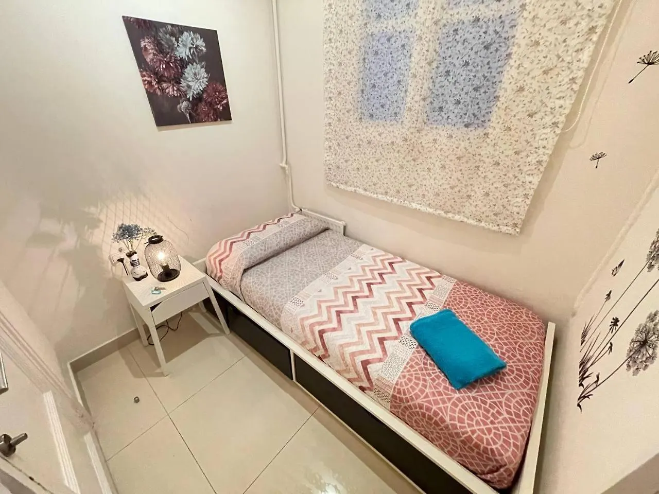 Gran Via Bed & Breakfast Barcelona Spain